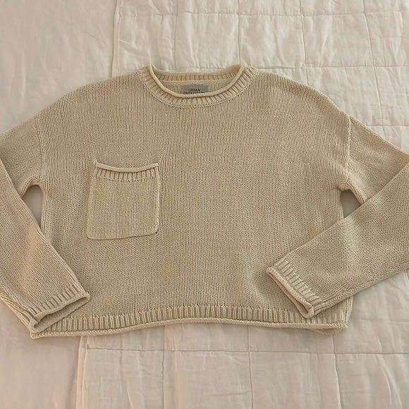 Urban Outfitters pocket sweater - Picture 1 of 6